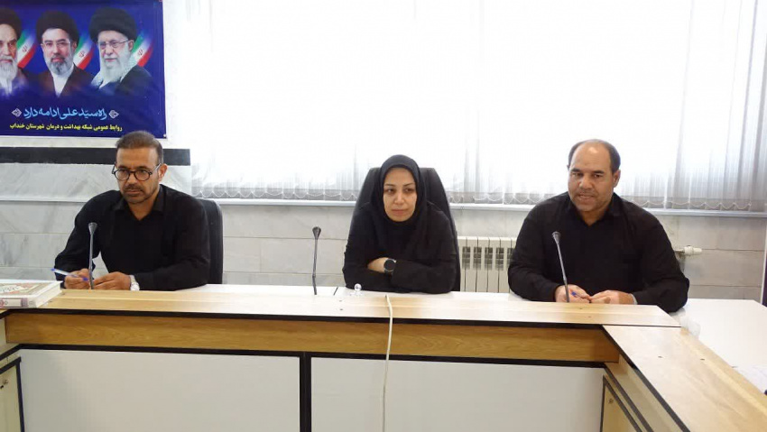ارتقای سطح آمادگی و دانش سلامت در شبکه بهداشت و درمان خنداب؛ برگزاری جلسه بازآموزی واحد بیماری‌های واگیر و غیرواگیر