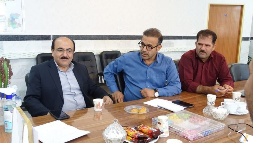 پیگیری وضعیت سلامت و زیرساخت‌های بهداشتی شهرستان خنداب