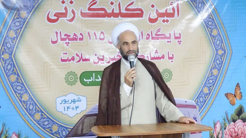 حجتالاسلام و المسلمین صفاهانی امام جمعه شهرستان خنداب در این مراسم با تبریک به مردم منطقه به مناسبت آغاز احداث پایگاه اورژانس ۱۱۵، این اقدام را گامی ارزشمند در مسیر ارتقای خدمات سلامت دانست و گفت: