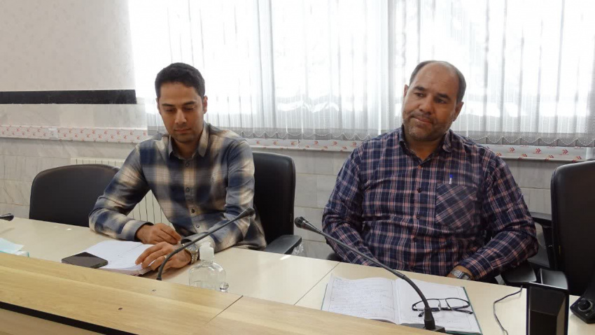 نشست هماندیشی کارشناسان ناظر مراکز در شبکه بهداشت و درمان شهرستان خنداب