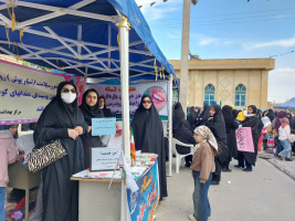 برپایی غرفه شبکه بهداشت شهرستان کمیجان در رزمایش دختران آفتاب به مناسبت هفته سلامت