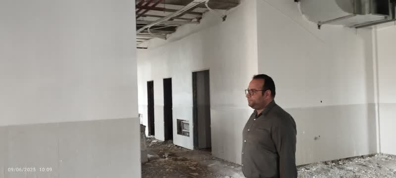 بازدید مدیر شبکه بهداشت و درمان شهرستان از پروژه مرکز جامع سلامت کمیجان