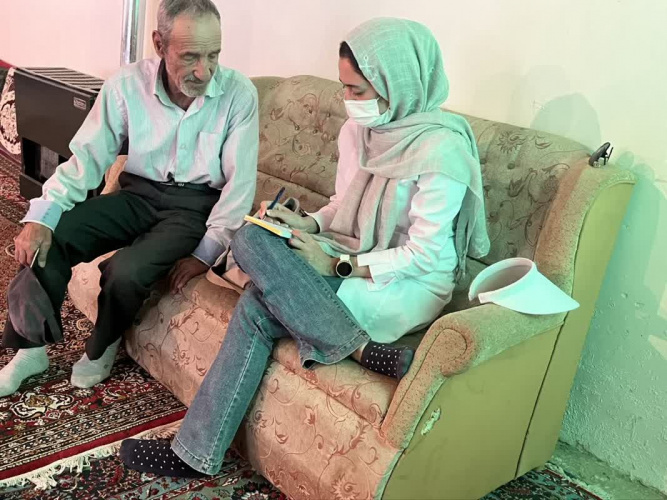 ویزیت بیماران در اقماری روستای دره سبز