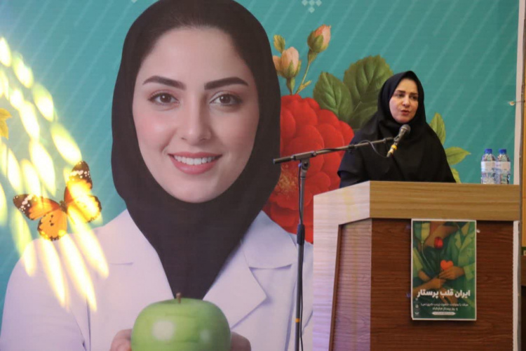 رئیس اداره پرستاری دانشگاه علوم پزشکی اراک:   روز پرستار، روز تجلیل از صبر و مهربانیِ بی‌منت است