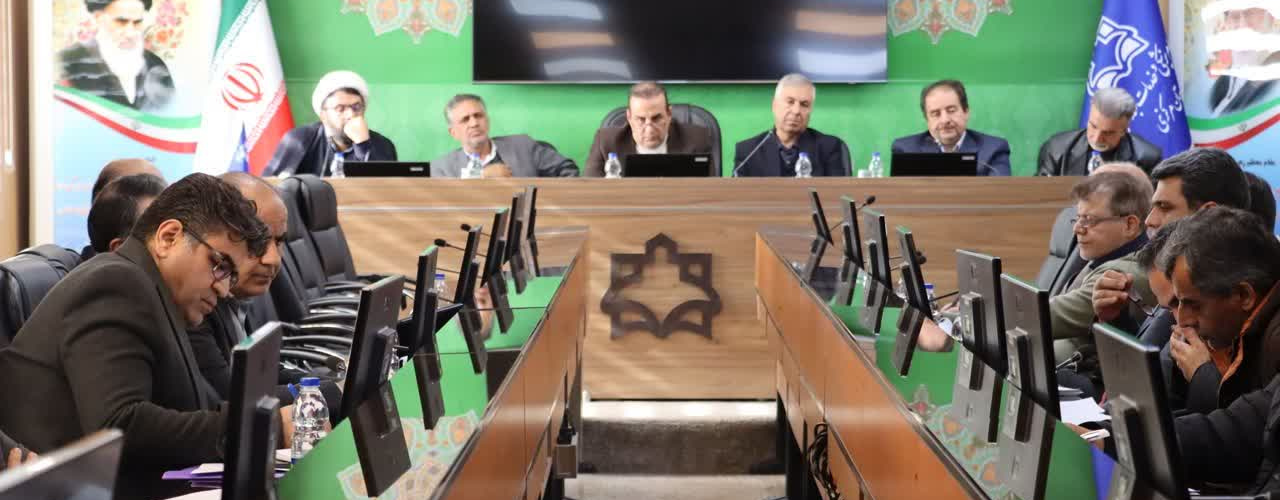 بیست‌ و دومین جلسه کمیسیون دائمی هیأت امنا دانشگاه علوم پزشکی استان مرکزی با حضور اعضای هیئت امنا، رئیس و معاونین دانشگاه علوم پزشکی اراک و روسای دانشکده‌های علوم پزشکی ساوه و خمین و معاونین، برگزار شد.