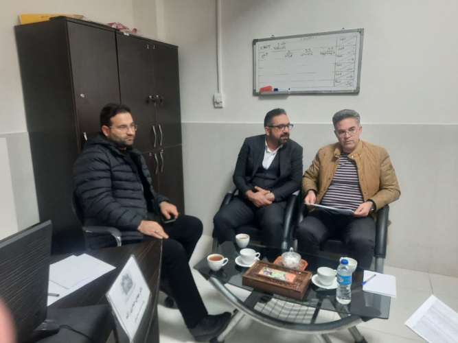 جلسه برگزاری رئیس دانشکده دندانپزشکی ،دکتر مهدی حیدری زاده با حضور مسئول مالی مجتمع الغدیر