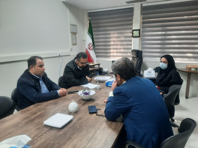 جلسه برگزاری ریاست محترم دانشکده دندانپزشکی با مدیر امور عموی مجتمع الغدیر ،جهت cbct و برطرف کردن مشکلات انبار