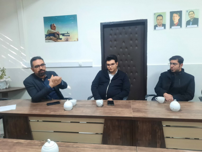 جلسه برگزاری ریاست محترم دانشکده دنداپزشکی با مدیر گروه های بخش ها ،جهت مشکلات دانشجویان بین الملل