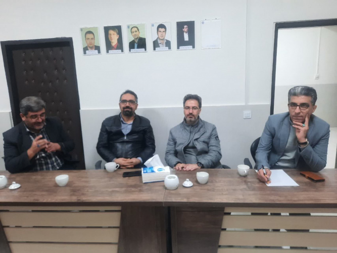 جلسه برگزاری ریاست دانشکده دندانپزشکی با امور عمور عمومی مجتمع الغدیر