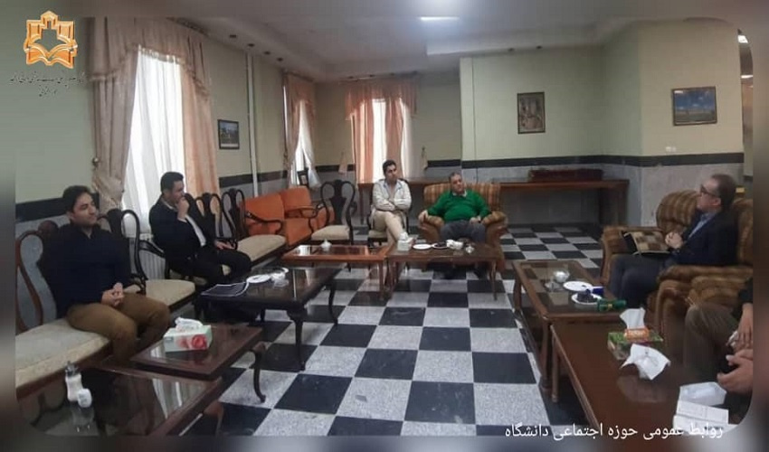 جلسه مدیر شبکه بهداشت و درمان شهرستان فراهان با مدیر گروه صنعتی کبیر شهر فرمهین