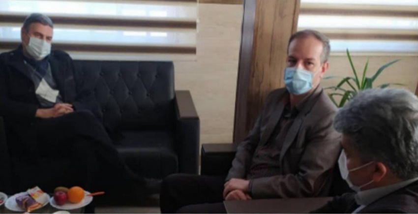 جلسه با خیر نیک اندیش جناب آقای دکتر صفری در دفتر مدیریت شبکه بهداشت و درمان شهرستان آشتیان