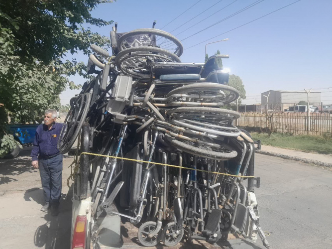 تعمیر ویلچر  و کمک نقدی به بیمارستان آیت ا... خوانساری توسط گروه جهادی شهید مسلمی آذرآب