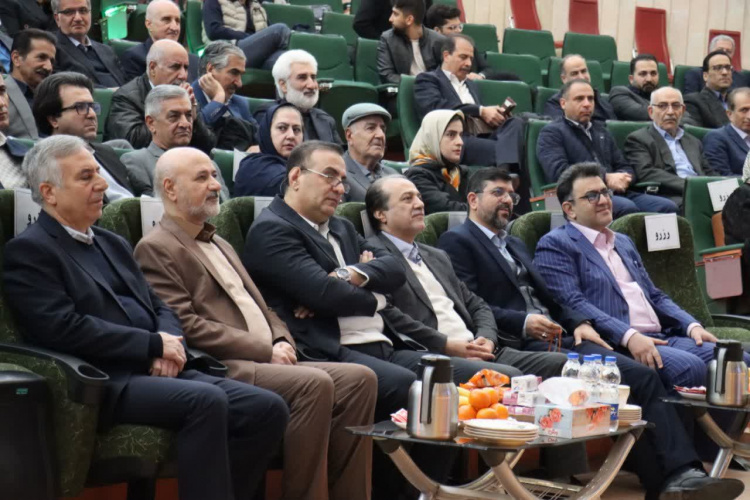 برگزاری دومین همایش تجلیل از خیرین سلامت استان مرکزی ؛دستان سخاوتمند