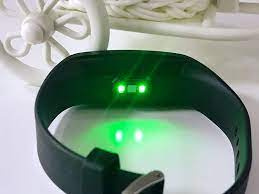 What is this green light that you see on the back of every smart band and smartwatch?