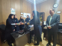 پخش گل و شیرینی در بیمارستان آیت الله طالقانی اراک به مناسبت روز جهانی ماما  