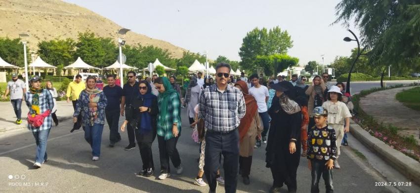 پیاده روی خانوادگی کارکنان مرکز آموزشی درمانی حضرت ولیعصر (عج) برگزار شد