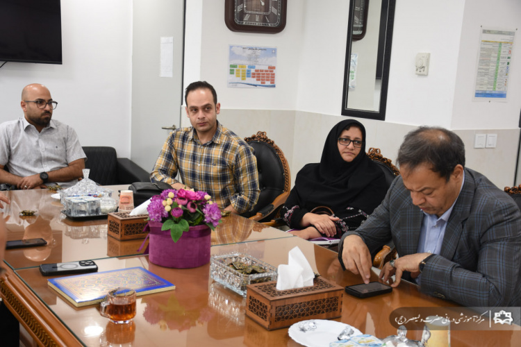 برگزاری مراسم تکریم و معارفه معاون آموزشی مرکز آموزشی درمانی حضرت ولیعصر(عج)