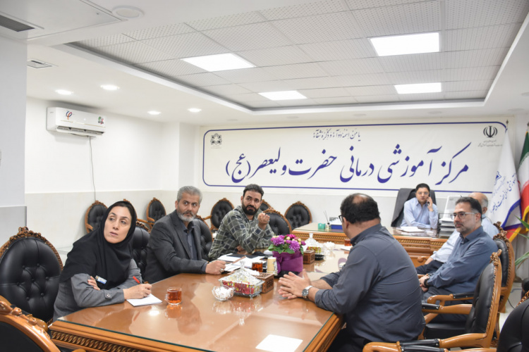 برگزاری جلسه بررسی کسورات و درآمد