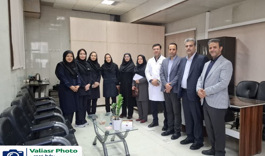 دیدار معاون توسعه منابع دانشگاه علوم پزشکی با پرستاران مرکز آموزشی درمانی حضرت ولیعصر (عج) بمناسبت ولادت حضرت زینب( س ) و بزرگداشت مقام پرستار