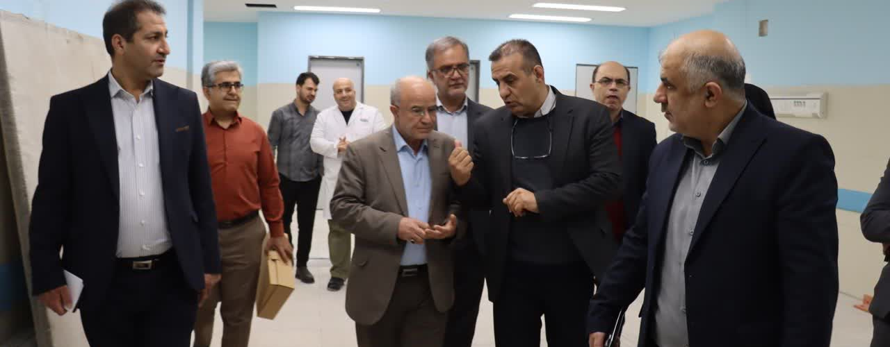 بازدید رئیس دانشگاه علوم پزشکی اراک از بیمارستان حضرت ولیعصر(عج) با تأکید بر ارتقای کیفیت خدمات