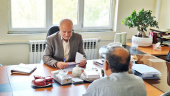 ملاقات مردمی معاون توسعه/  شهروندان مسائل خود را بی واسطه با معاون توسعه دانشگاه علوم پزشکی اراک در میان گذاشتند