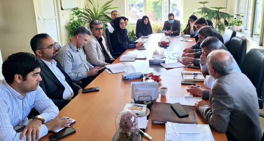 جلسه بررسی مسائل و مشکلات مجتمع الغدیر