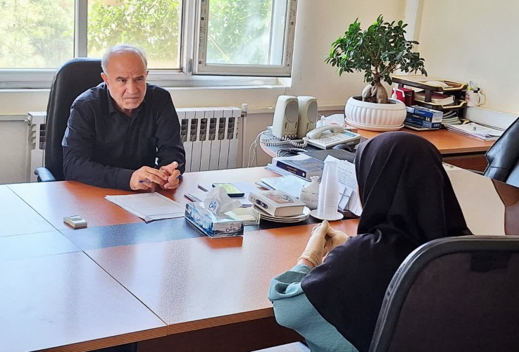 ملاقات مردمی معاون توسعه/  شهروندان مسائل خود را بی واسطه با معاون توسعه دانشگاه علوم پزشکی اراک در میان گذاشتند