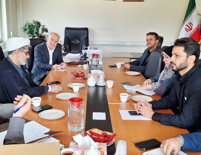 جلسه مشترک معاون و مدیران حوزه توسعه با مسئول و معاونین دفتر نهاد نمایندگی مقام معظم رهبری در دانشگاه