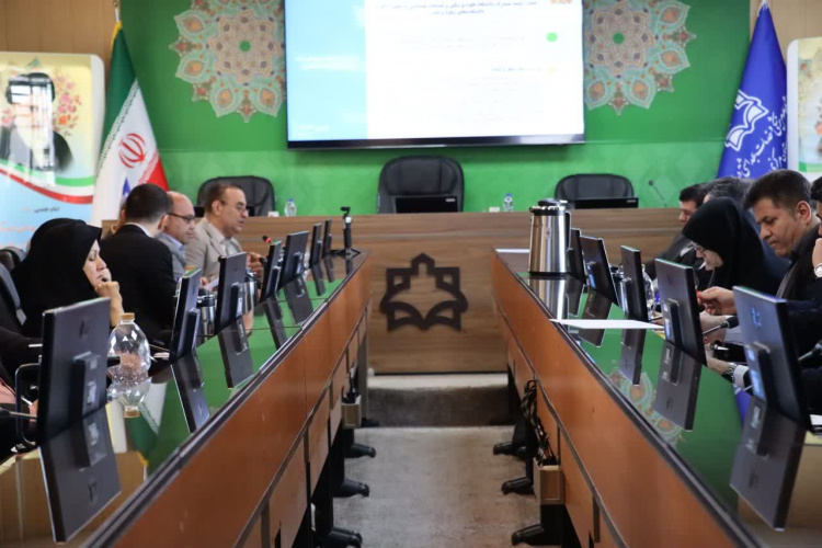 جلسه مشترک کارگروه پایش و بهبود عملکرد معاونت توسعه دانشگاه های علوم پزشکی کشور با رییس و مسئولین دانشگاه علوم پزشکی اراک برگزار شد.