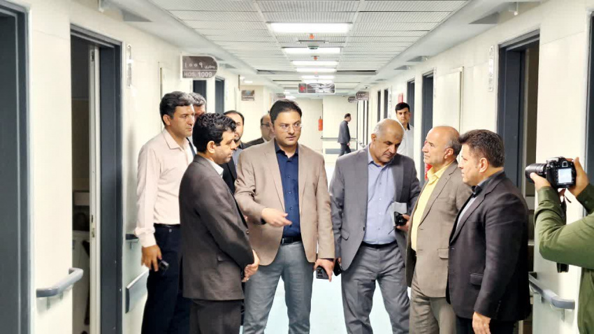 بازدید مشاور معاون توسعه و مدیرکل بودجه وزارت بهداشت از بخشهای مختلف بیمارستان حضرت ولیعصر(عج) اراک