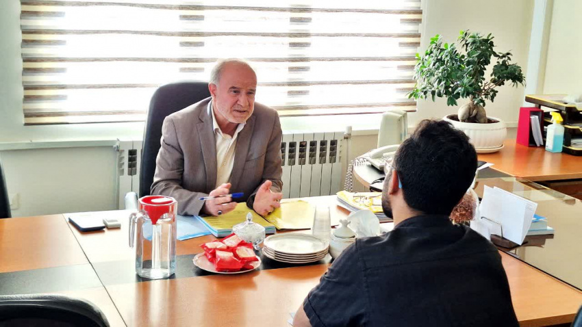 ملاقات مردمی معاون توسعه/  شهروندان مسائل خود را بی واسطه با معاون توسعه دانشگاه علوم پزشکی اراک در میان گذاشتند