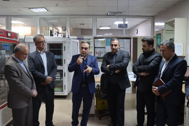 تقدیر دانشگاه علوم پزشکی اراک از اقدام خیرخواهانه کارکنان بانک صادرات استان مرکزی