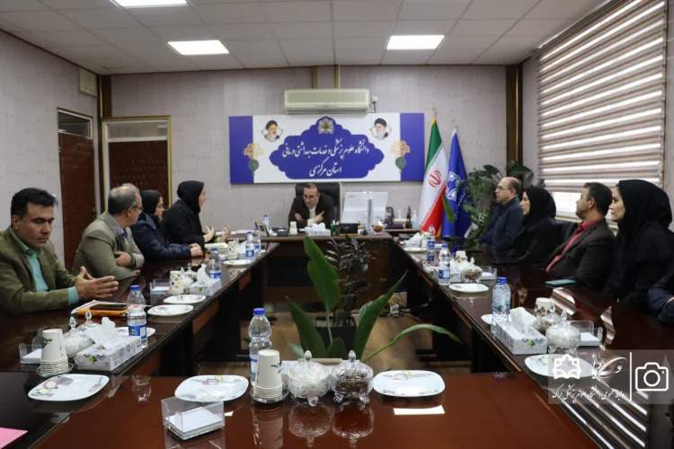 برگزاری جلسه جمع بندی پروژه های عمرانی دانشگاه علوم پزشکی اراک با حضور رئیس دانشگاه