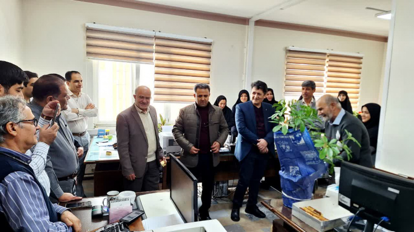 مراسم تکریم و تجلیل از همکار بازنشسته ستاد دانشگاه