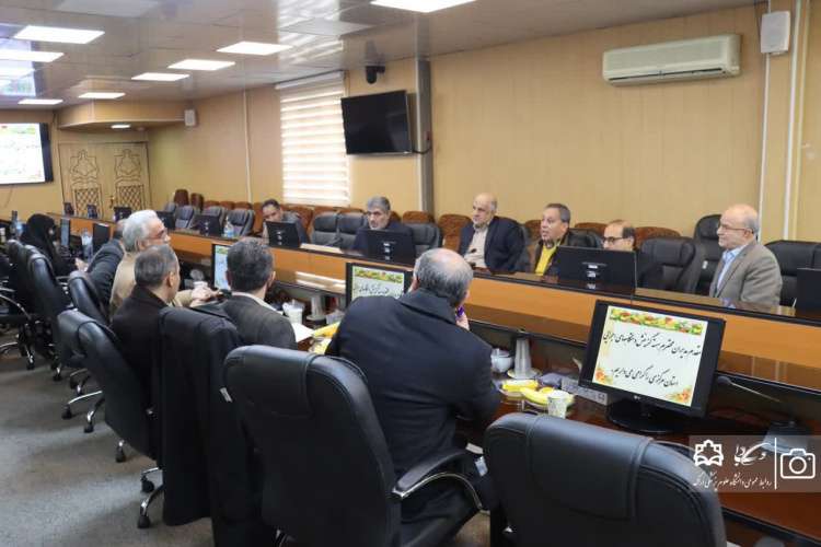برگزاری جلسه هم‌اندیشی مدیران هسته‌های گزینش دستگاه‌های اجرایی استان مرکزی در دانشگاه علوم پزشکی اراک