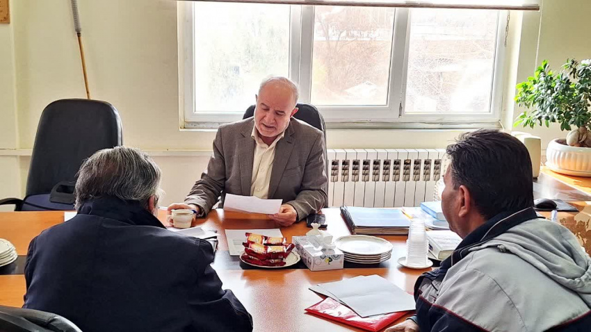 ملاقات مردمی معاون توسعه/  شهروندان مسائل خود را بی واسطه با معاون توسعه دانشگاه علوم پزشکی اراک در میان گذاشتند