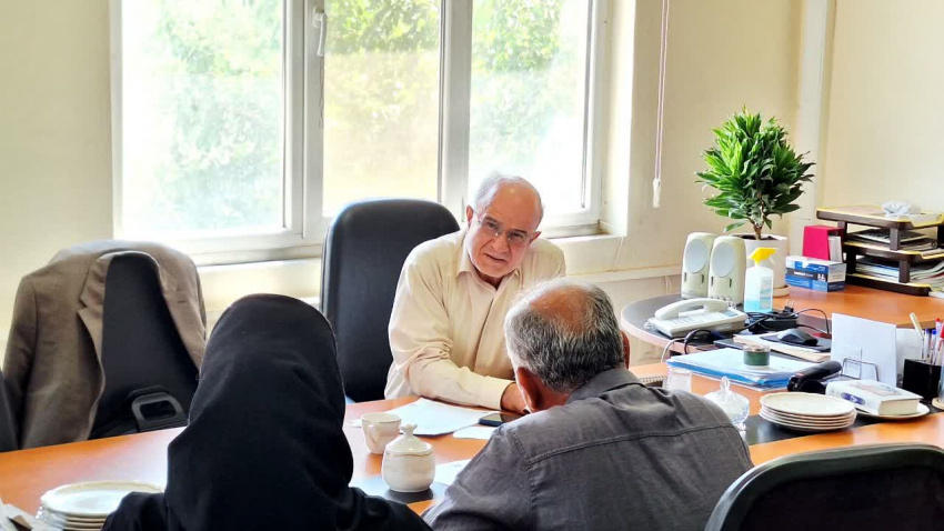 ملاقات مردمی معاون توسعه/  شهروندان مسائل خود را بی واسطه با معاون توسعه دانشگاه علوم پزشکی اراک در میان گذاشتند