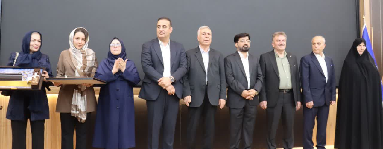 تقدیر از پزشکان، داروسازان و دندانپزشکان منتخب استان مرکزی