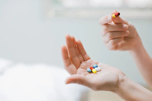 توصیه ها و نحوه مصرف دارو در ماه رمضان برای بیماران مختلف