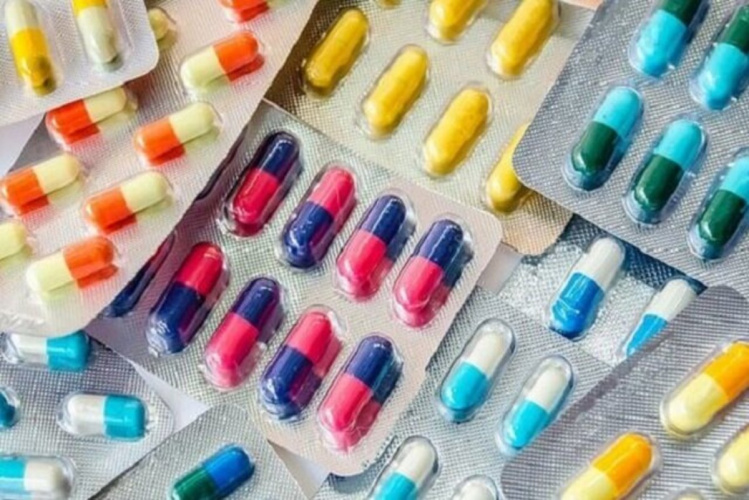 آنتی‌بیوتیک کودکان به میزان مورد نیاز در داروخانه‌ها توزیع می‌شود
