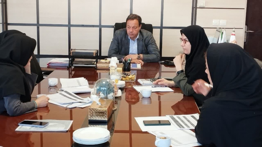 بررسی برنامه عملیاتی معاونت غذا ودارو و چشم انداز ۳ ساله