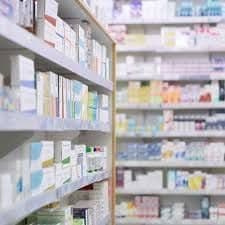 توقف قانونی انتقال پروانه داروخانهها