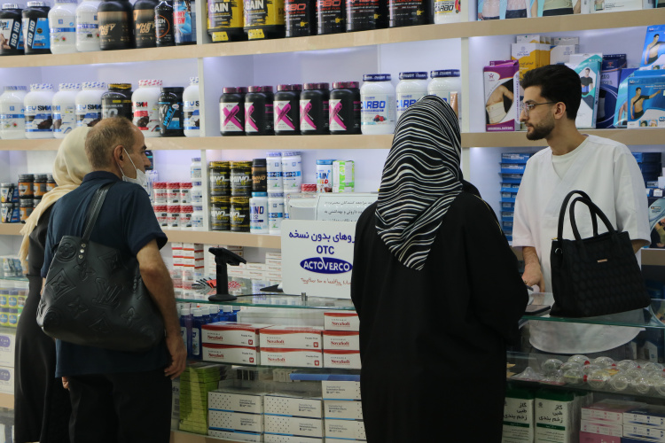 مصرف داروی کشور بیش از ۲ برابر مصرف دارو به‌ازای جمعیت است + فیلم