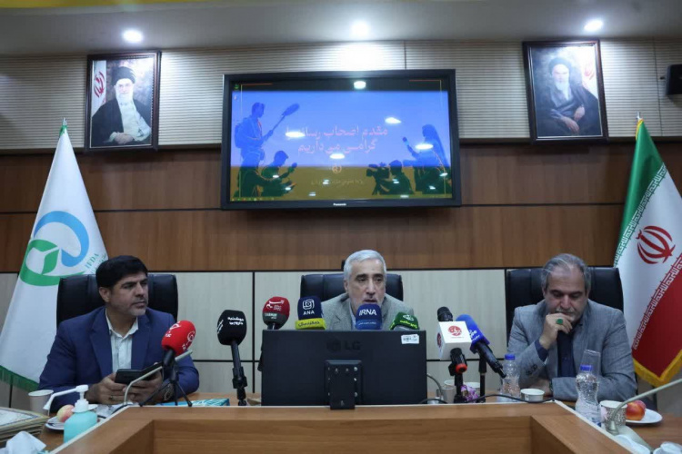 خبرنگاران سلامت باید در کنار نقد، سواد سلامت جامعه را ارتقا دهند