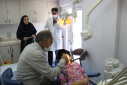 فعالیت کلینیک سیار دندانپزشکی معاونت بهداشتی دانشگاه علوم پزشکی اراک در روستای استوه+ فیلم