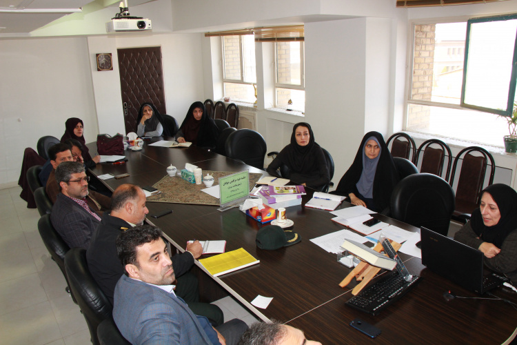 جلسه خودمراقبتی جوانان(سفیر سرباز) ، مرکز بهداشت استان ، ۲۰ آبان ماه