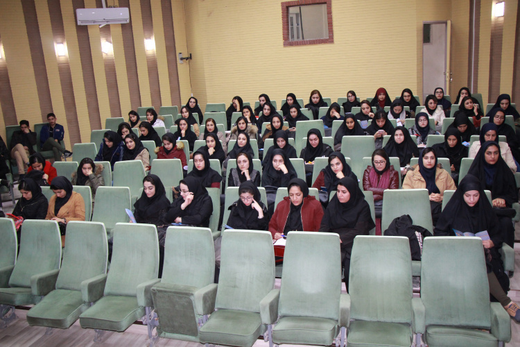 جلسه آموزشی آنفلوانزا ویژه دانشجویان دانشکده بهداشت ، سالن جلسات مرکز بهداشت استان ، ۱۲ آذر ماه