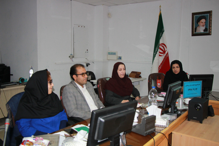 کارگاه بهبود تغذیه در زنان روستایی ، سالن جلسات مرکز بهداشت استان ، ۱۴ آذر ماه