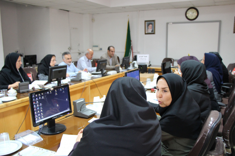 کمیته آموزش، سالن جلسات مرکز بهداشت استان مرکزی، ۱۵ اردیبهشت ماه