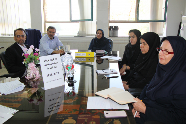 برگزاری کارگروه درمان در بسیج ملی کنترل فشارخون بالا ، مرکز بهداشت استان مرکزی، ۲۴ اردیبهشت ماه